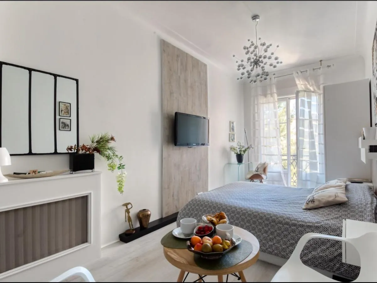 La Croisette - Superbe Studio Au Mythique Palais Miramar Cannes France